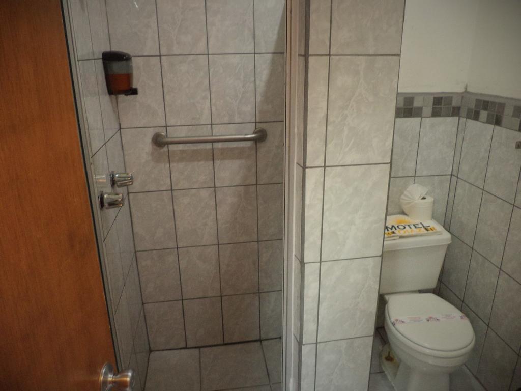 Hotel Diaz Tijuana Værelse billede